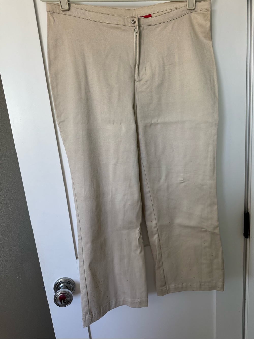 Mossimo Supply Co. Women's Beige Cropped Straight Pants